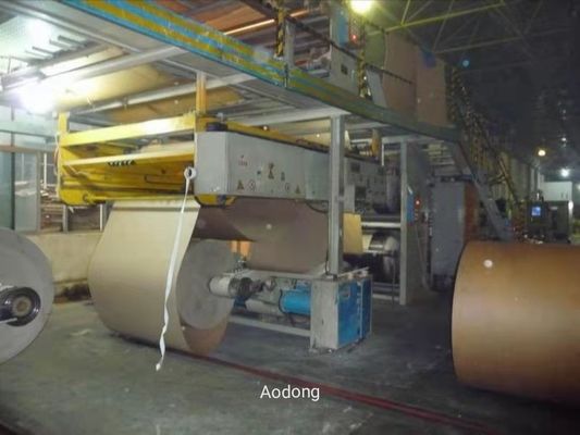Usted le gusta la cadena de producción acanalada de la hoja de la cartulina de la planta de Aotumatic máquina de fabricación de cartón