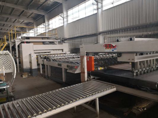 7ply utilizó la máquina acanalada de la fabricación de cajas, máquina del corrugación de la segundo mano de 2200m m