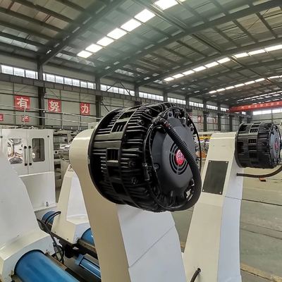 Soporte de rollo de molino de papel hidráulico automático 380v Shaftless a la cadena de producción de la cartulina